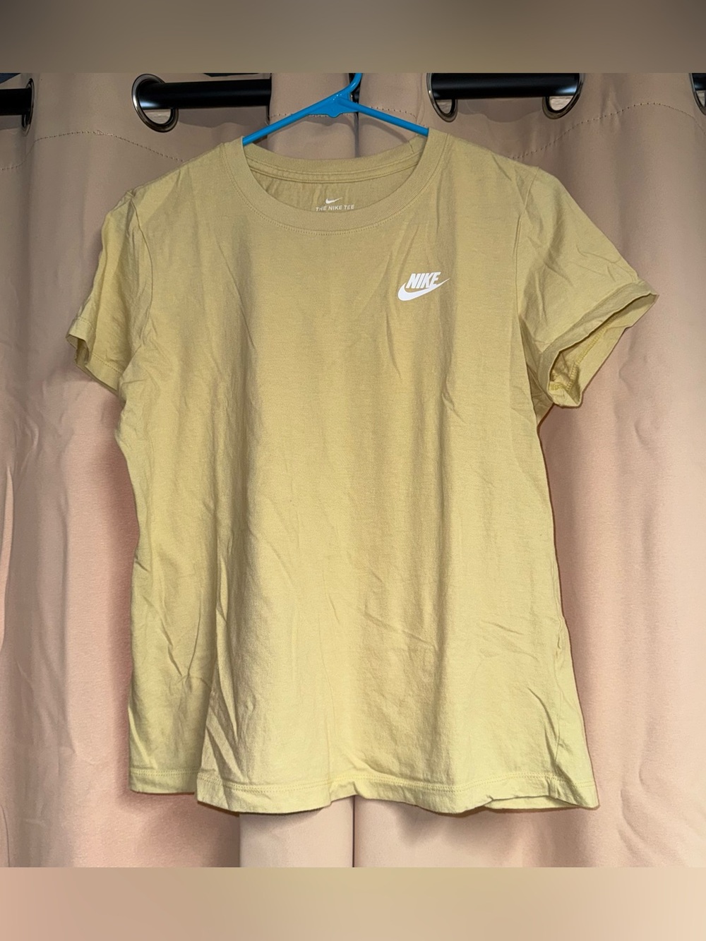 nike tee